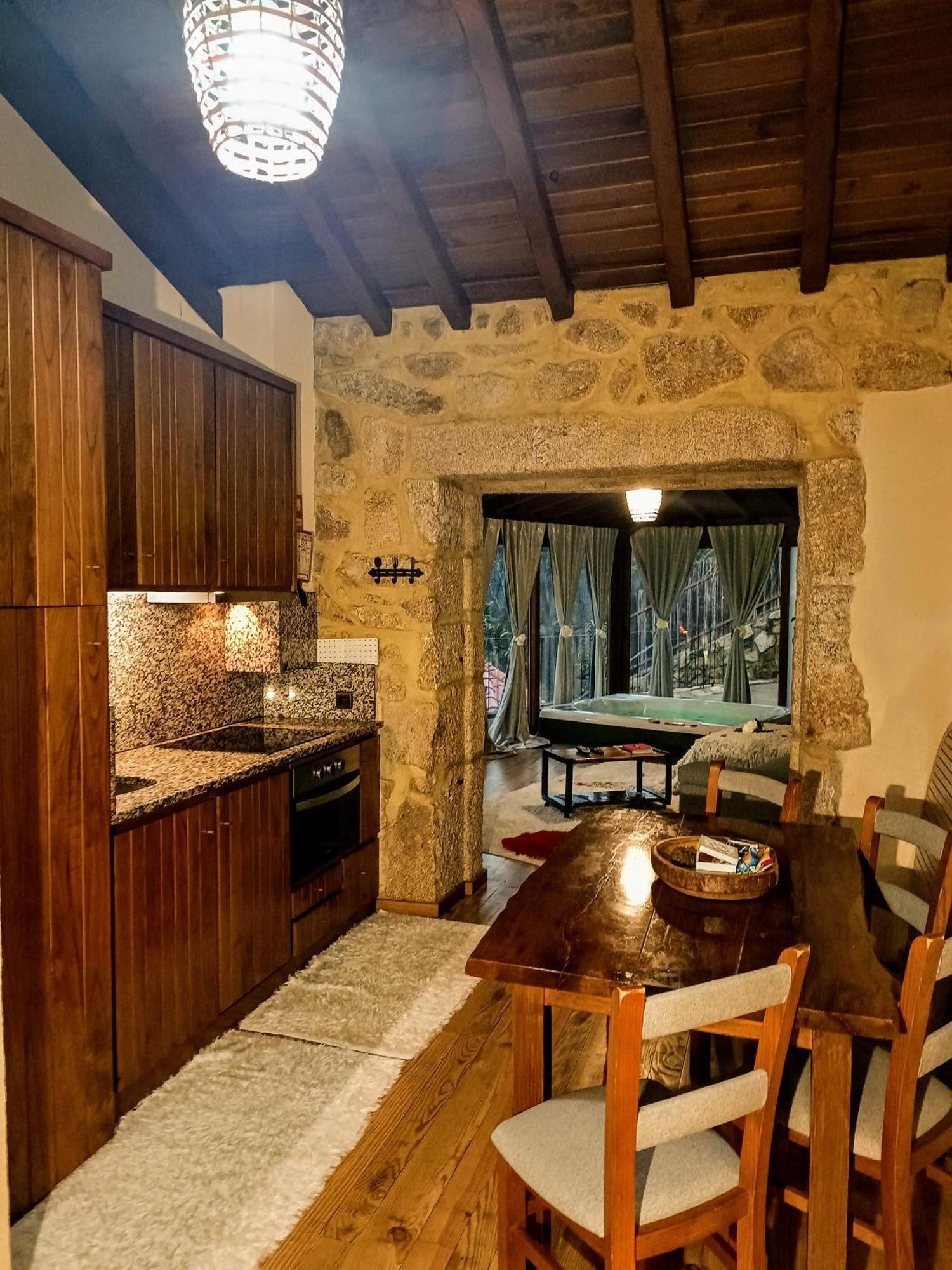 Casa Favo De Mel - Jacuzzi Privado & Lareira - Piscina Hotel Arcos de Valdevez Eksteriør billede