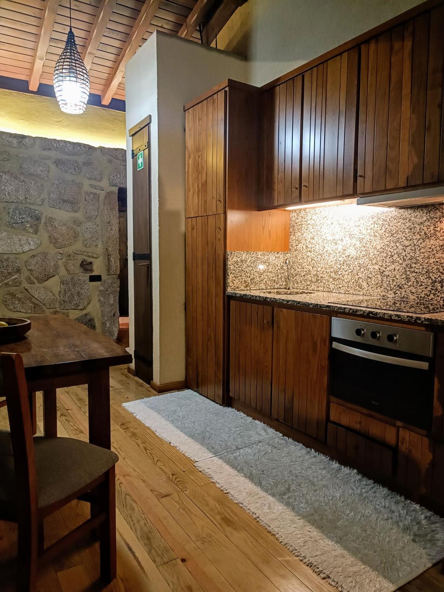 Casa Favo De Mel - Jacuzzi Privado & Lareira - Piscina Hotel Arcos de Valdevez Eksteriør billede