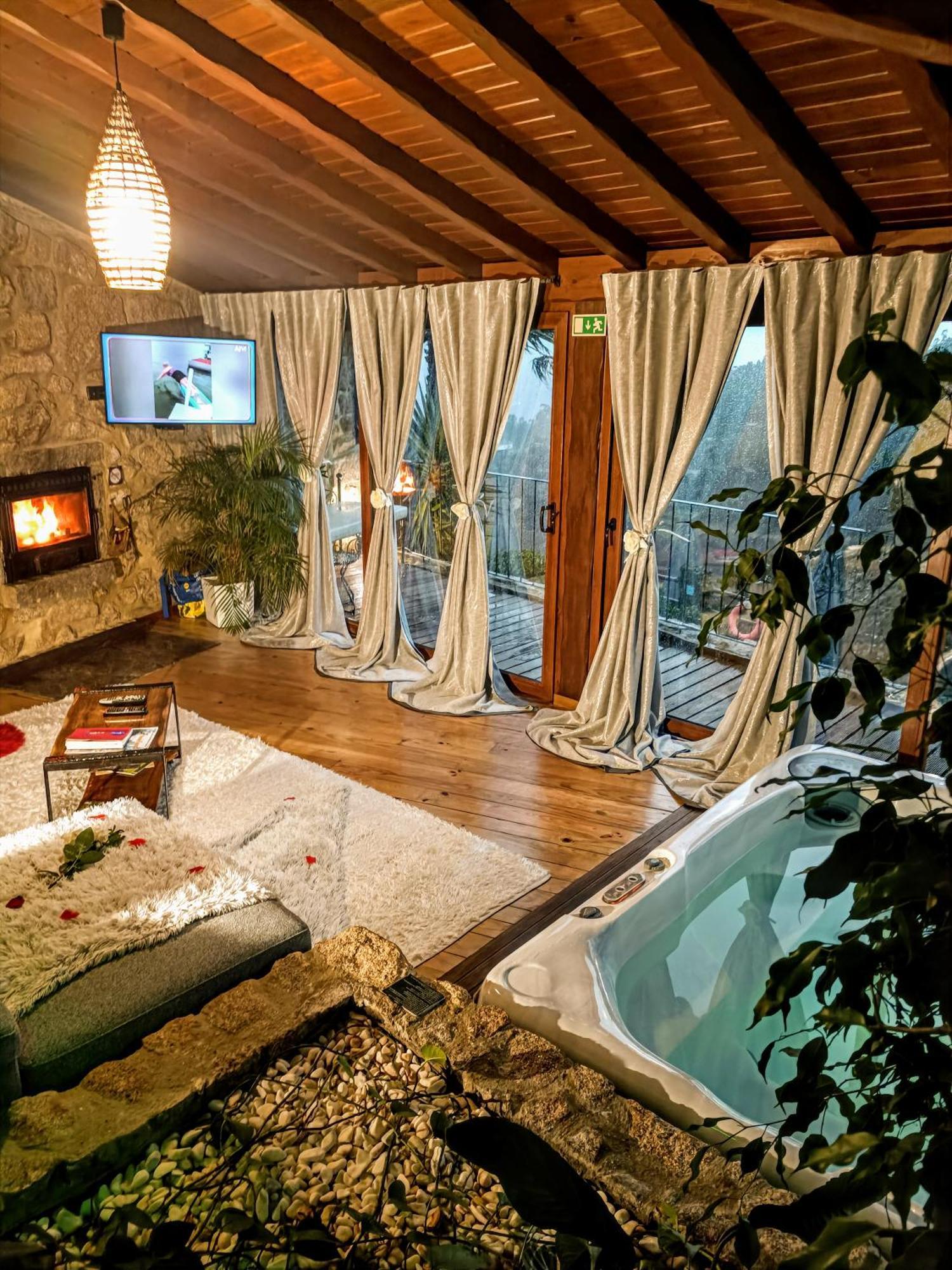 Casa Favo De Mel - Jacuzzi Privado & Lareira - Piscina Hotel Arcos de Valdevez Eksteriør billede