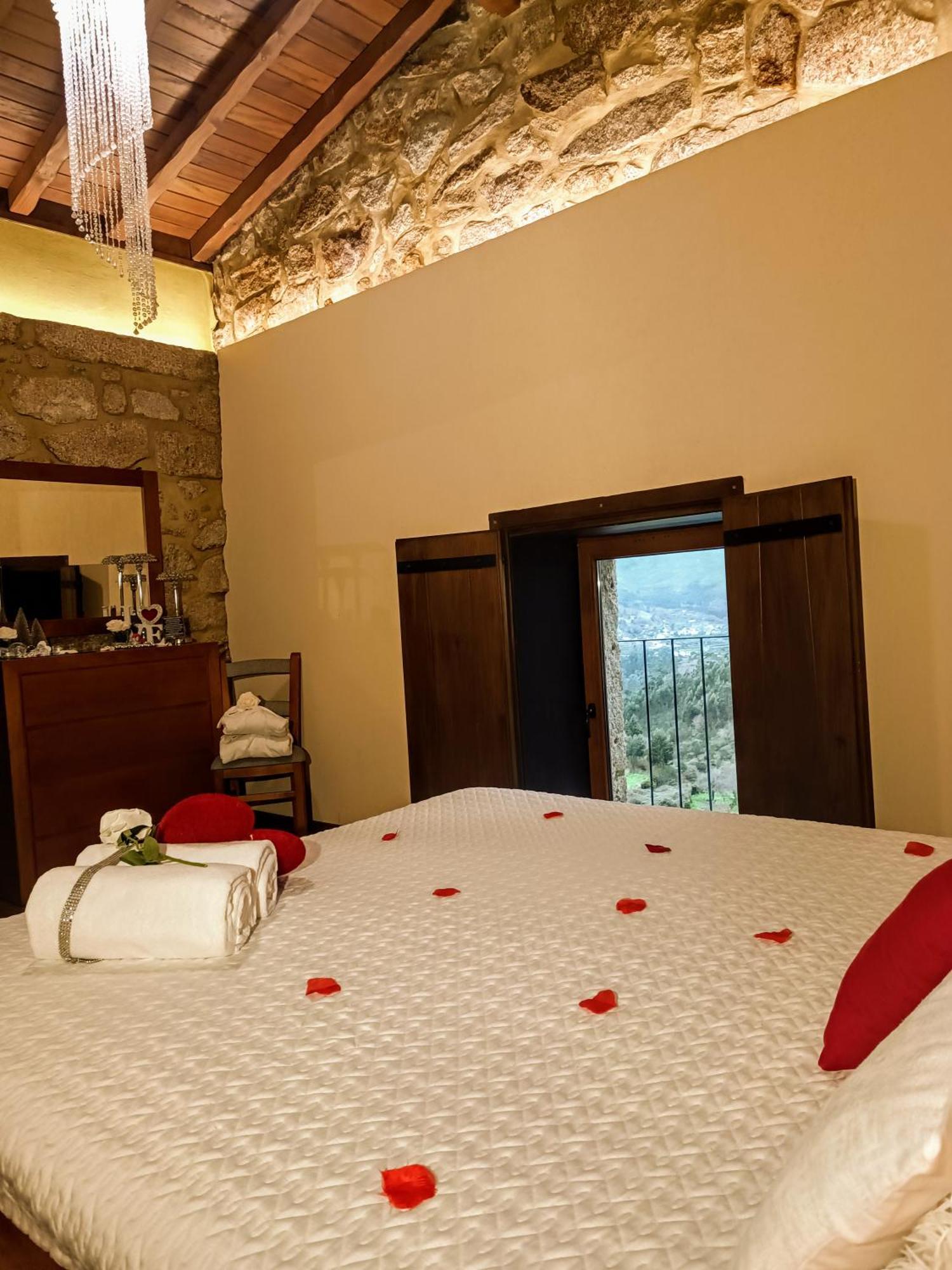 Casa Favo De Mel - Jacuzzi Privado & Lareira - Piscina Hotel Arcos de Valdevez Eksteriør billede