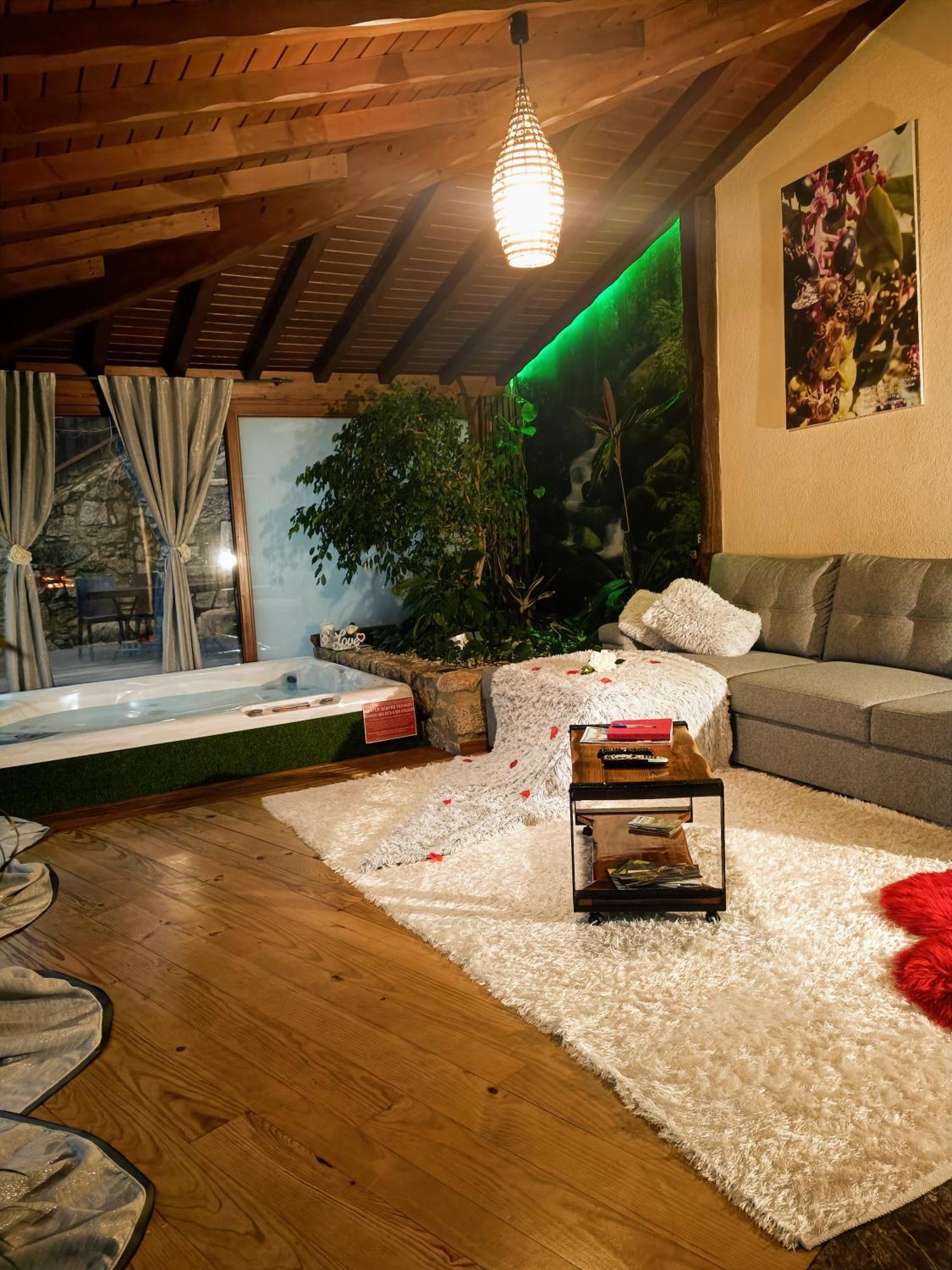 Casa Favo De Mel - Jacuzzi Privado & Lareira - Piscina Hotel Arcos de Valdevez Eksteriør billede