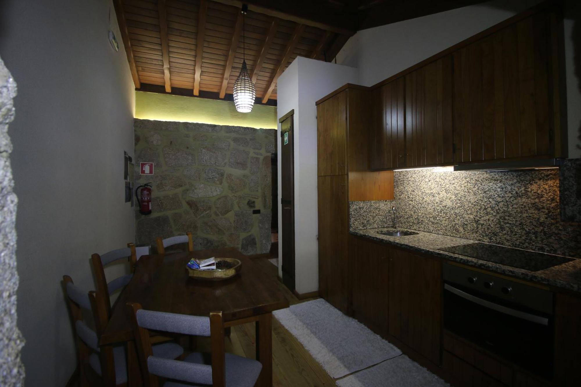 Casa Favo De Mel - Jacuzzi Privado & Lareira - Piscina Hotel Arcos de Valdevez Eksteriør billede